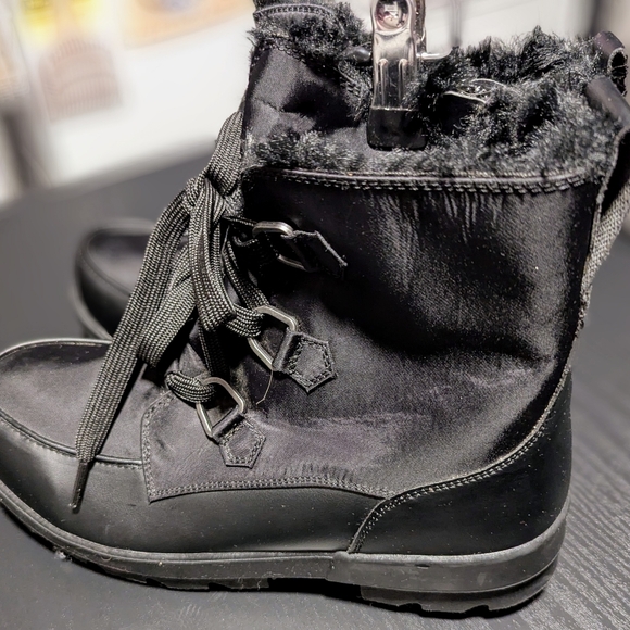 Torrid Black Cold Weather Bootie, size 11WW - Picture 8 of 12